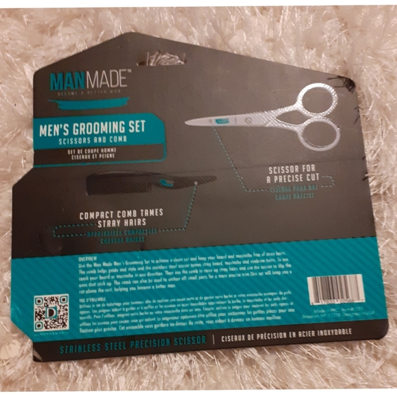 💟Host Pick💢NEW IN PACKAGE MENS GROOMING KIT - Picture 2 of 3